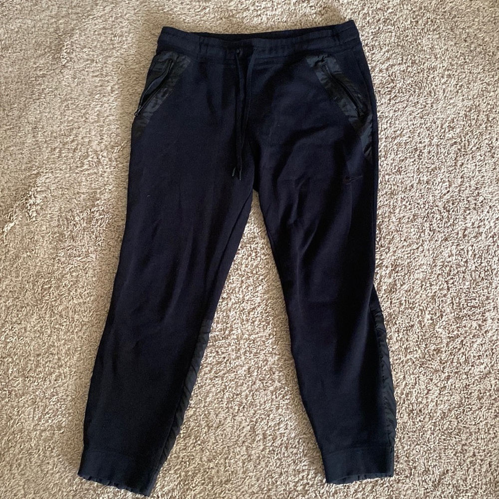 Nike women’s sweatpants